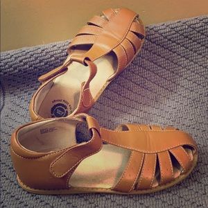 Brown Livie & Luca Sandals!!